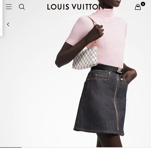 Louis Vuitton - Picture 10 of 10